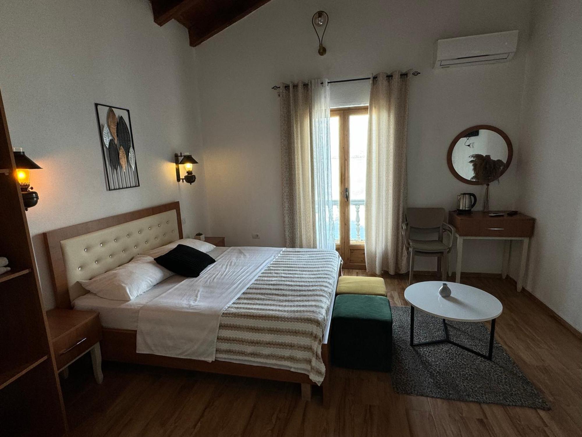 Bed and Breakfast Bella Vista Shkodër Esterno foto