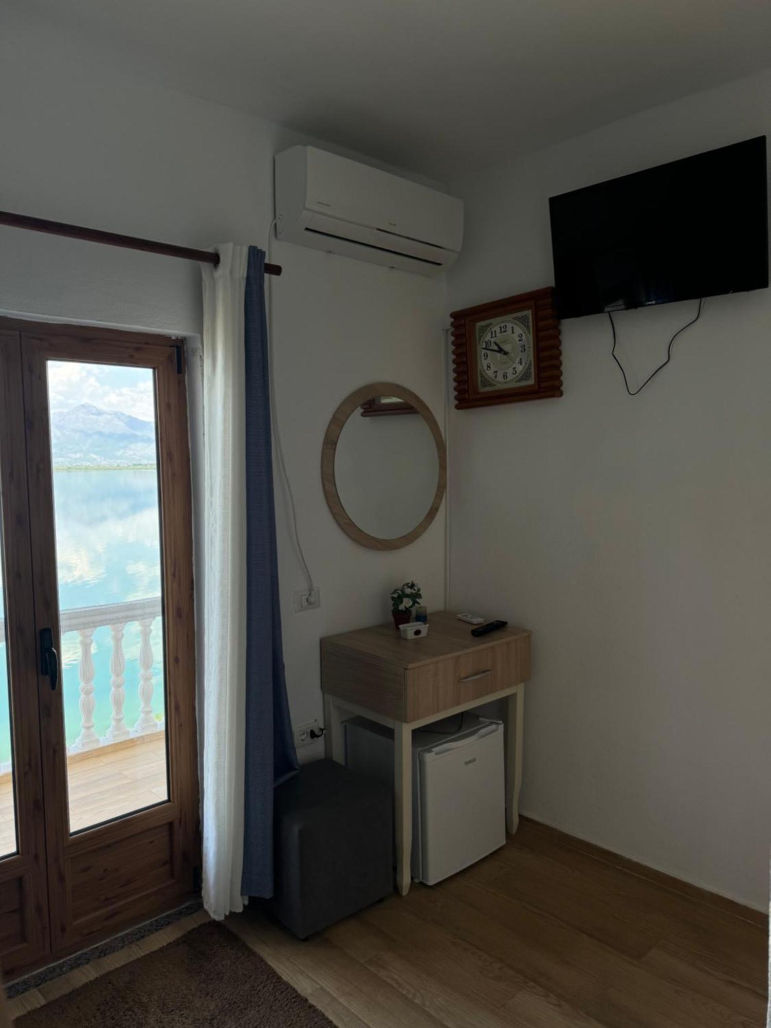 Bed and Breakfast Bella Vista Shkodër Esterno foto