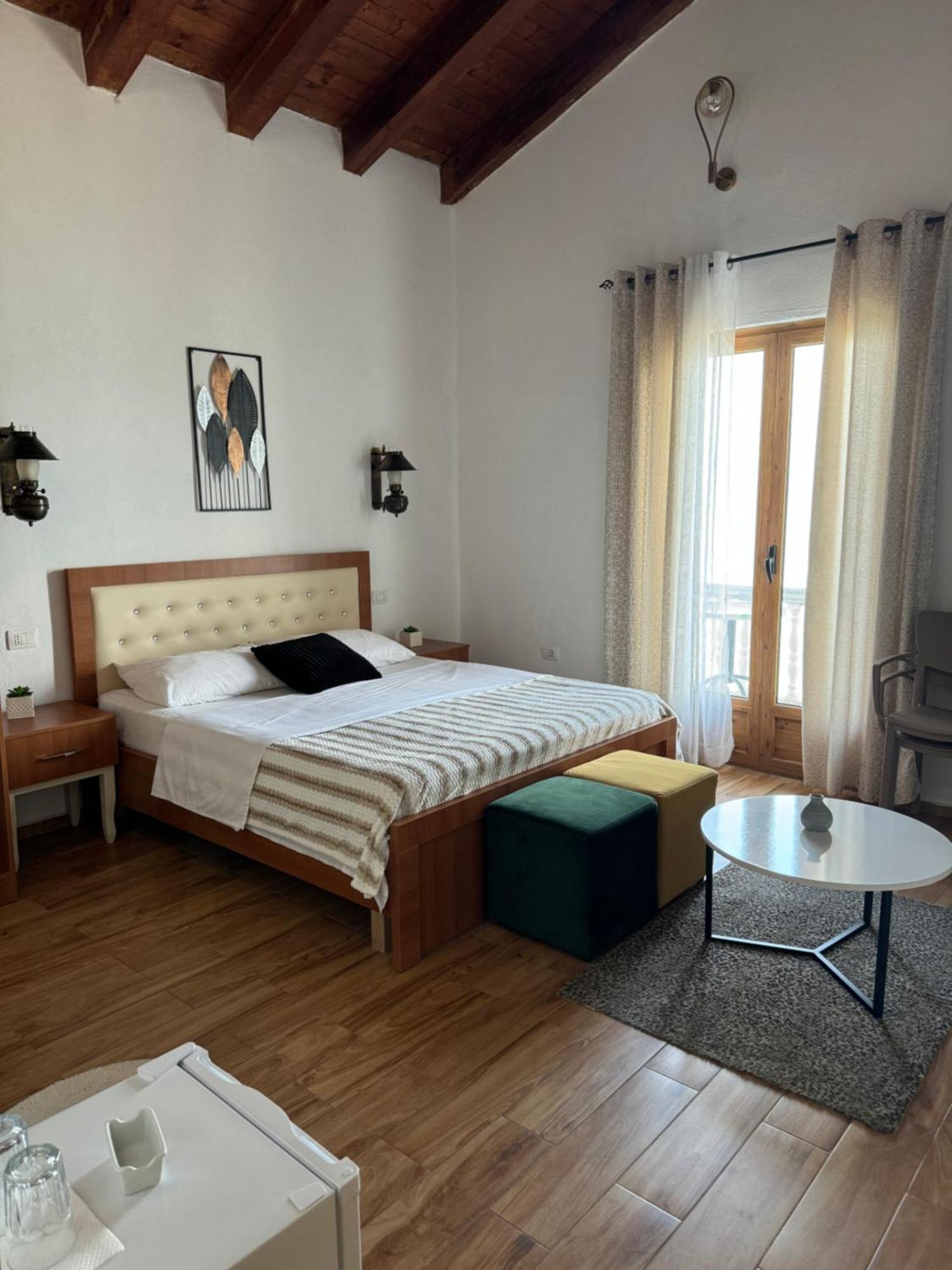 Bed and Breakfast Bella Vista Shkodër Esterno foto
