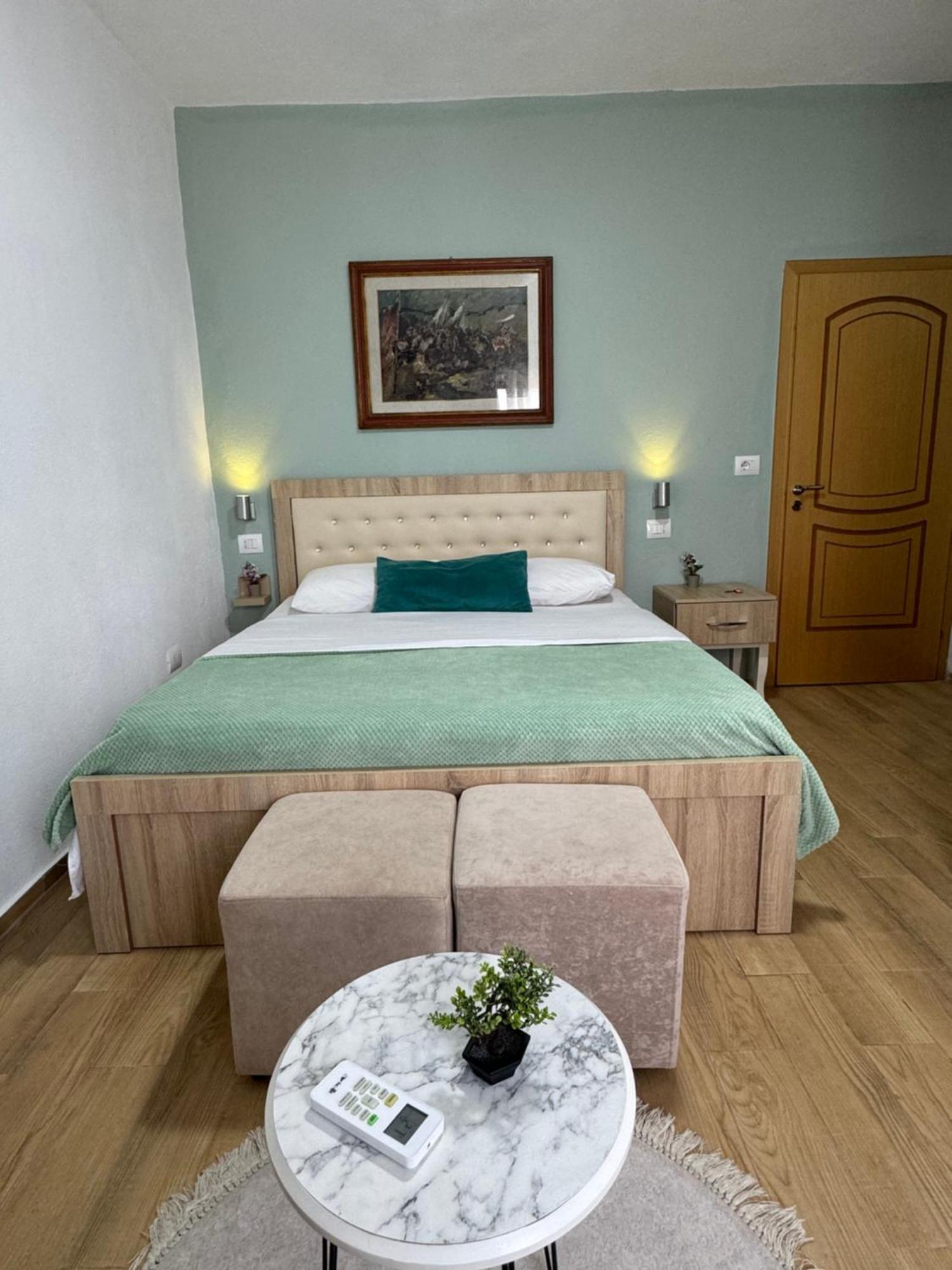 Bed and Breakfast Bella Vista Shkodër Esterno foto